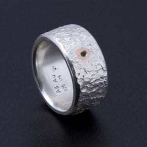 Eisschlagring mit Demantoid Schmiedering in Silber und Rotgold