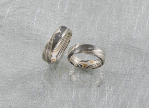 Mokume Gane Ringe mit 2 Sterne innen in Gold Silber und Palladium