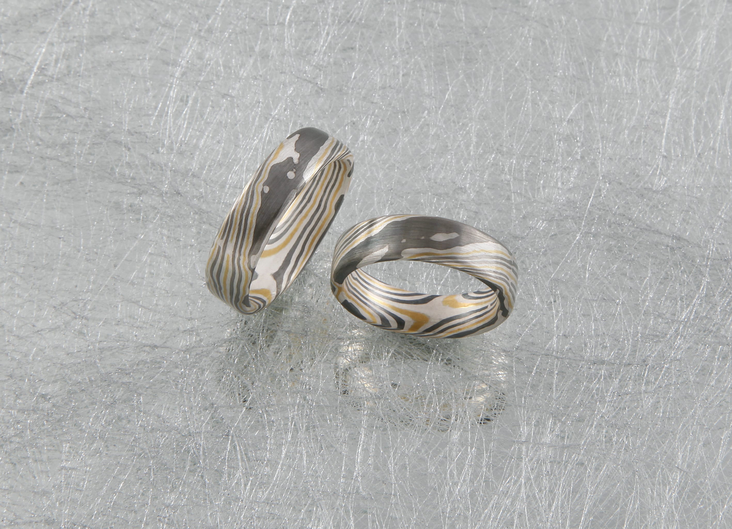 Mokume Gane Ringe mit 2 Sterne innen in Gold Silber und Palladium