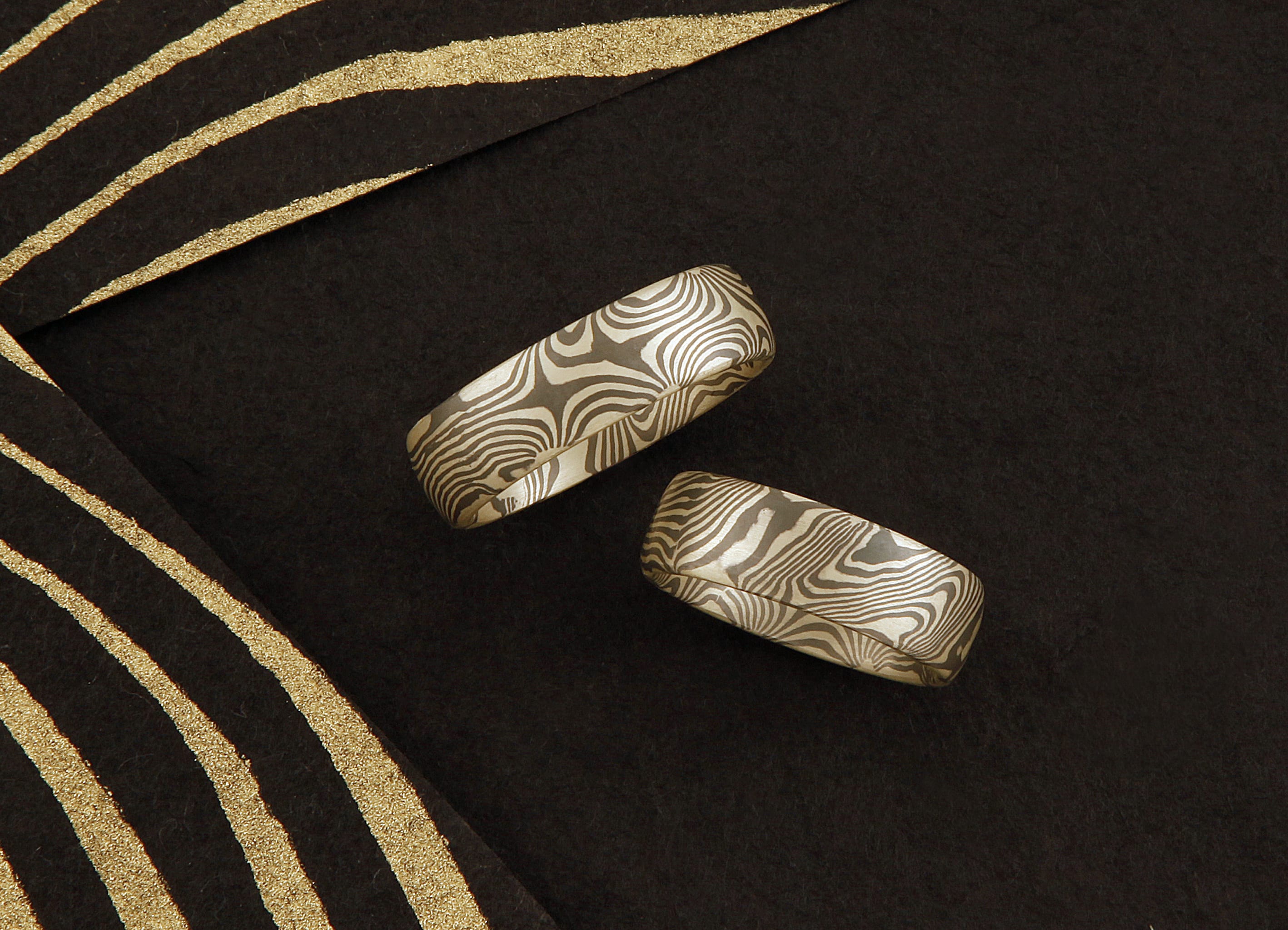 Zwillingsdamastringe Mokume Gane in Grüngold und Palladium