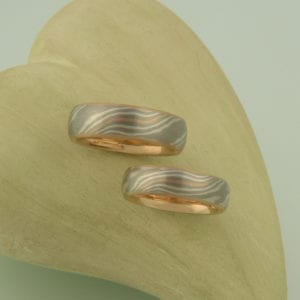 Mokume Gane Ringe mit Rotgold Innenring 2 Sterne innen Rotgold Palladium und Silber