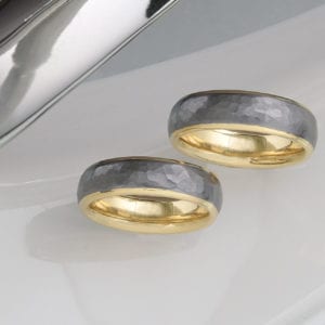 Tantalringe mit Hammerschlag