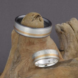 Mehrfarbige  Schmiederinge