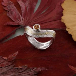 Eisschlagring geschwungen