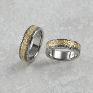 Mehrfarbige Eisschlagringe